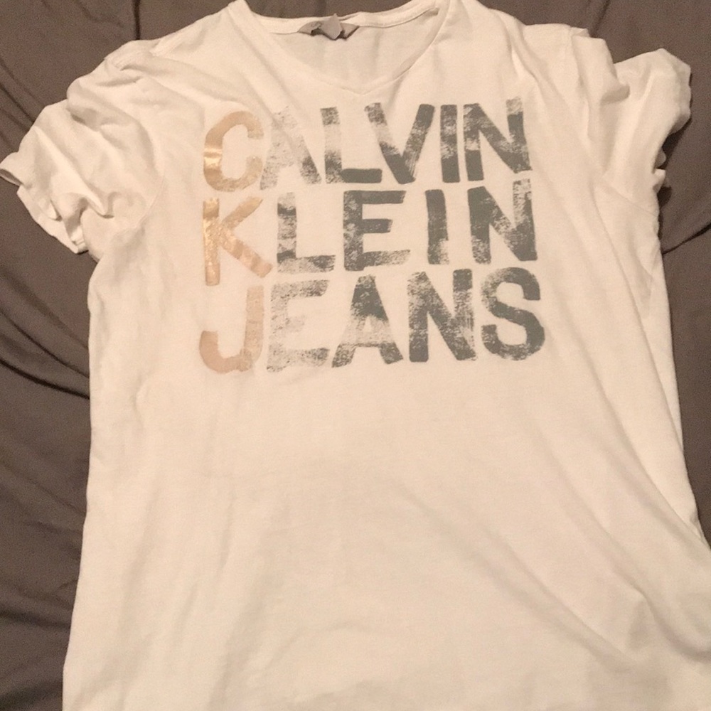 Calvin Klein t shirt